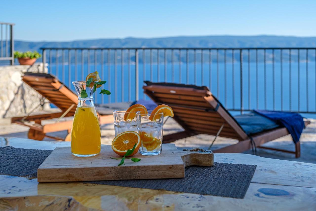 Villa Secluded Paradise 오미스 외부 사진